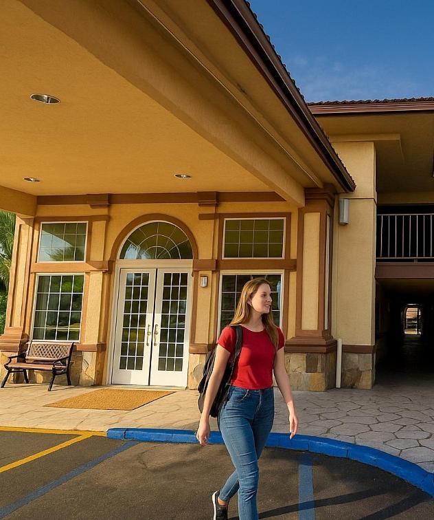 Bposhtels Anaheim Hostel Exterior photo